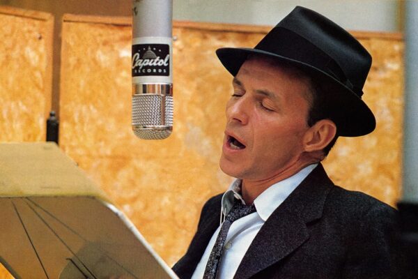 Sinatra singing